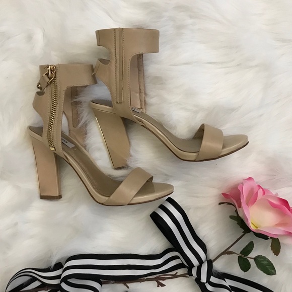 Guess - High Heel Sandal - Picture 1 of 8